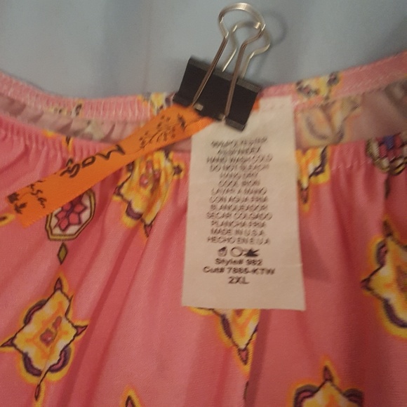 Boutique Dress - Picture 2 of 3